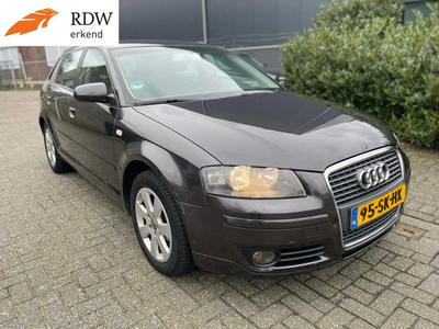 Audi A3 Sportback 1.6 FSI *CLIMA *CRUISE