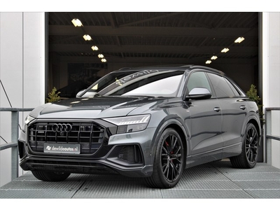 Audi Q8 55 TFSI e quattro S-line Competition 381pk Pano