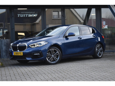 BMW 1-serie 118i Executive | SFEERVERLICHTING | APPLE CARPLAY | ANDROID AUTO | LED | SPORTSTOELEN | NAVIGATIE | CRUISE CONTROLE |