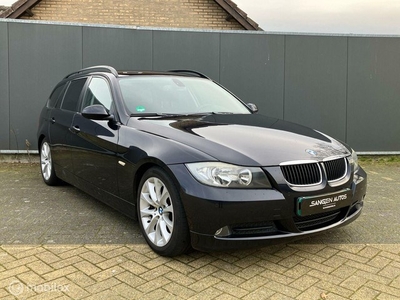 BMW 3-serie Touring 318i Business/Clima/M pakket interieur