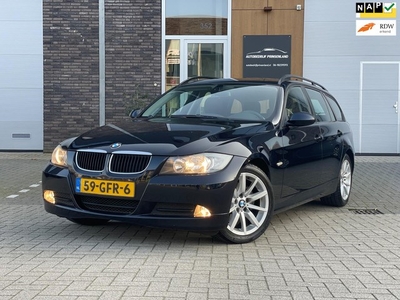 BMW 3-serie Touring 318i Business Line Nwe apk 1e