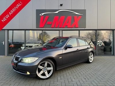 BMW 325i Touring AUT Dynamic Naviprof Xenon ½Leder Sportint