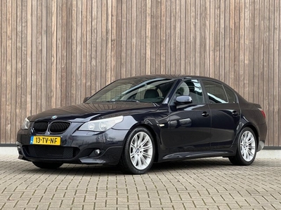 BMW 5-serie 523i Executive M-SportCarbonschwarz