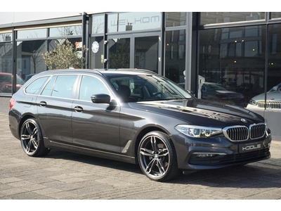 BMW 5-serie Touring 520i Executive Leer