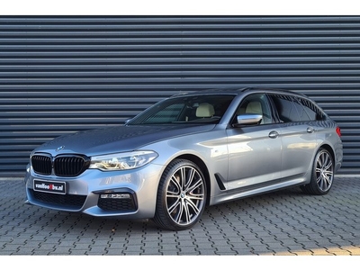 BMW 5 Serie Touring 530i M-Sport - Massage key - Display