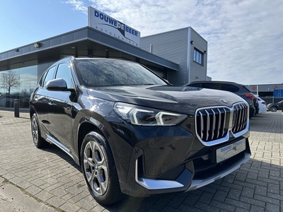 BMW X1 18i sDrive X line aut navi, camera, (bj 2023)