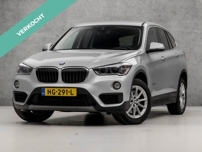 BMW X1 sDrive20i Essential 192Pk Automaat (NAVIGATIE, CLIMATE, LED KOPLAMPEN, SPORTSTOELEN, PARKEERSENSOREN, CRUISE, ELEK PAKKET, NIEUWSTAAT)