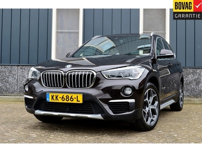 BMW X1 sDrive20i Rijklaarprijs-Garantie Leder Sport