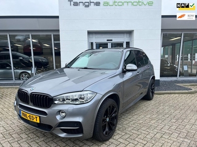 BMW X5 M50D Grijs KentekenPanodakTrekhaakHUDACCHarman