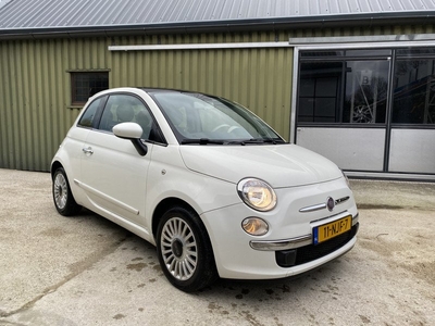 Fiat 500 1.2 Lounge | Airco | Panoramadak | Sportuitlaat | | Airco | Panoramadak | Sportuitlaat | parkeerassist