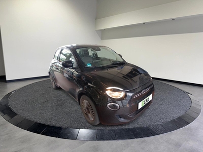 Fiat 500 Icon 42 kWh Buitenspiegels elektrisch verstelbaar | Elektrische ramen voor | Carplay & Android auto Voorbeeldfoto's