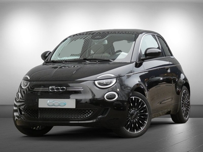 Fiat 500E La Prima by bocelli 42 kWh ! € 6.492,- VOORDEEL! | Panoramisch vast dak & JBL Premium Sound System !