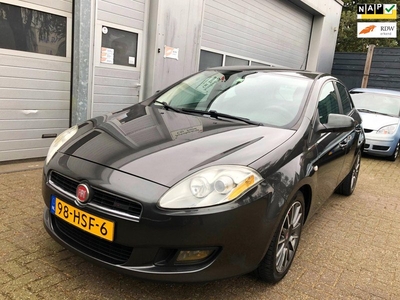 Fiat Bravo 1.4 T-Jet Corporate 120 PK-Clima-Cruise-New APK