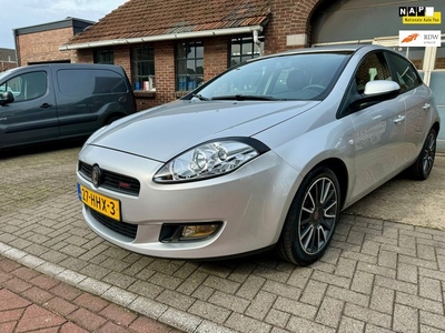 Fiat Bravo 1.4 T-Jet Edizione Prima I AIRCO I CRUISE I NAVI