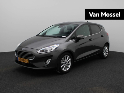 FORD FIESTA 1.0 EcoBoost Titanium | 95 PK | Camera | Dodehoekdetectie | Stuur + Stoelverwarming | DAB | Apple Carplay / Android Auto | Privacyglass |