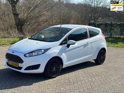 Ford Fiesta 1.0 Titanium I Bluetooth I Stoelverw. I voll