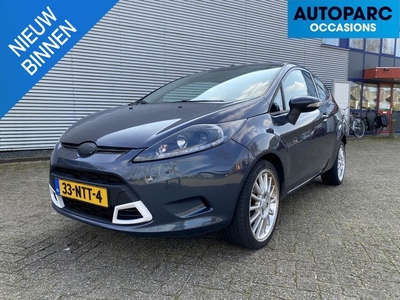 Ford Fiesta 1.25 Limited Sportieve fiesta met airco en een