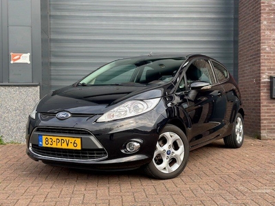 Ford Fiesta 1.4 Titanium CLIMATE | CRUISE | Parkeersensoren | APK 2025!