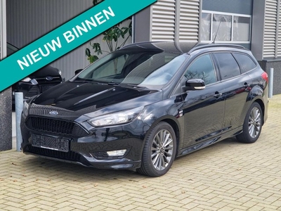 Ford Focus 1.0 EcoBoost 125pk ST-Line nieuwe distributie!