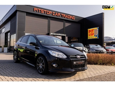 Ford Focus 1.6 EcoBoost Titanium X, ST, 182 PK, Xenon