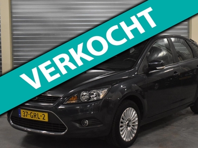 FORD FOCUS 1.6 Titanium + Navigatie|Bluetooth|Parkeersensoren|Climate Control|