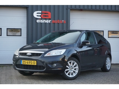 Ford Focus 1.6 Trend AIRCO TREKHAAK (bj 2010)