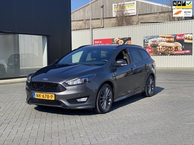 Ford Focus Wagon 1.5 Titanium ST-line