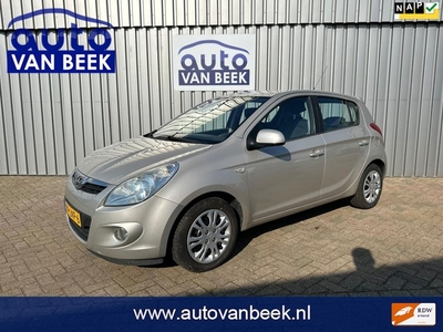 Hyundai I20 1.4i DynamicVersion