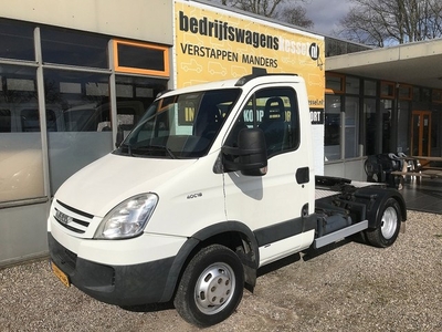 Iveco Daily 40C18 3.0 HPI Euro 4 BE-Trekker 8.7t (bj 2010)