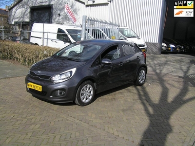 Kia Rio 1.2 CVVT Plus Pack nap 2e eigenaar airco nieuwe apk