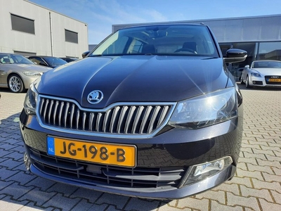 Škoda Fabia Combi 1.4 TDI CLIMA/CRUISE/NAVI/PANO/PDC!