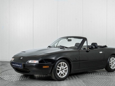 Mazda MX-5 1.6i-16V