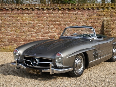 Mercedes-Benz 300-serie 300 SL Roadster Recently fully examined with structural analysis of vehicle components using radiographic testing/magneto-optical examination and material analysis, Full concours restoration, Not on the market for the last 2 decade