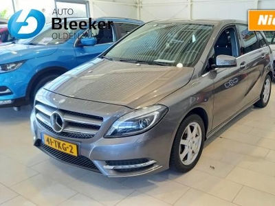 Mercedes-Benz B-klasse 180 AMBITION Navigatie Cruise control Airco