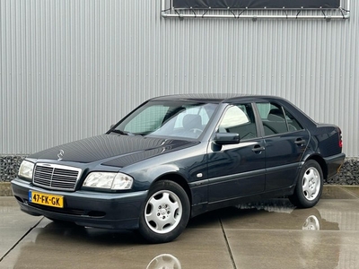 Mercedes-Benz C-klasse 180 Classic Selection, Automaat