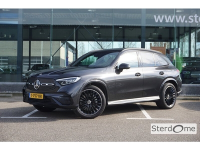 Mercedes-Benz GLC 220d 4MATIC AMG Line l Nieuw model l Distronic PLUS l Panoramadak l MBUX l Wegklapbare trekhaak l DAB l LED High Performance l M Smartphone integratie pakket l Camera l Widescreen l Night pakket l AGILITY CONTROL l Elektr. bedienbare ach