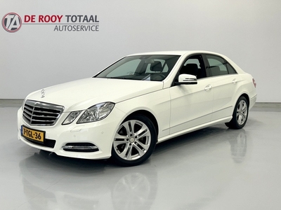 MERCEDES E-KLASSE 200 CGI Business Class Avantgarde 184PK, ***UNIEK***!!! DEELS LEER | NAVIGATIE | XENON | CUIRTSE CONTROLE | PARKEERSENSOREN