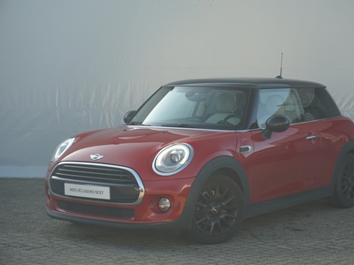 MINI MINI 3-Deurs Cooper Serious Business Panorama Dak / Comfort Acces / Visibility Package