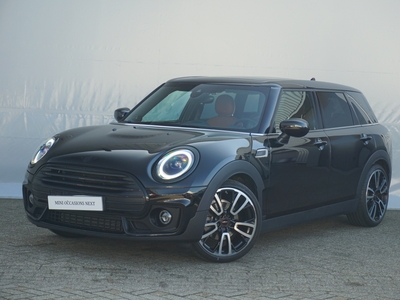 MINI MINI Cooper Clubman JCW Uitvoering Harman Kardon + Panoramadak