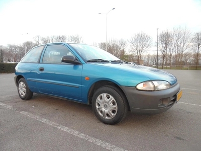 Mitsubishi Colt 1.3 GLi (bj 1996)