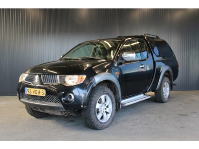 Mitsubishi L200 2.5 DI-D Club Cab Intense - € 6.444,-