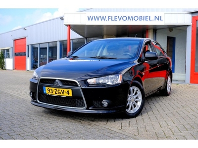 Mitsubishi Lancer Sportback 1.6 Edition Two LederClimaLMV