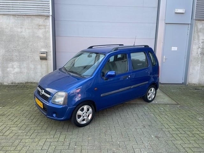 Opel Agila 1.2-16V Maxx