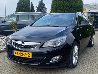 Opel Astra 1.4 Turbo Cosmo 2011 Zwart 1E Eigenaar Trekhaak