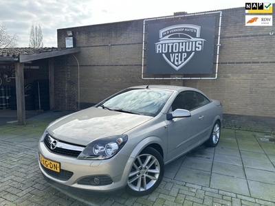 Opel Astra TwinTop 1.8 Cosmo