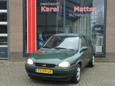 Opel Corsa 1.2i-16V Strada *TREKHAAK* *APK T/M 21-02-2025*