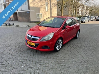 Opel Corsa (bj 2008)