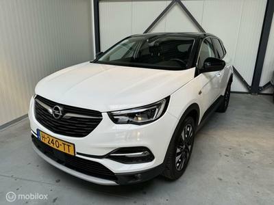 Opel Grandland X 1.2 Turbo Afneembare trekhaak. Navigatie.