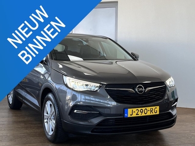 Opel Grandland X 1.2 Turbo Business