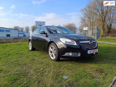 Opel Insignia 1.6 T Edition (180 pk) //climate // navi //